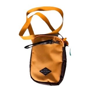 Sherpani Rogue Mini Crossbody Bag Womens Size 0 Yellow Brown Gorpcore Adjustable